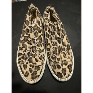 Corkys Leopard Babalu Sneaker in 7